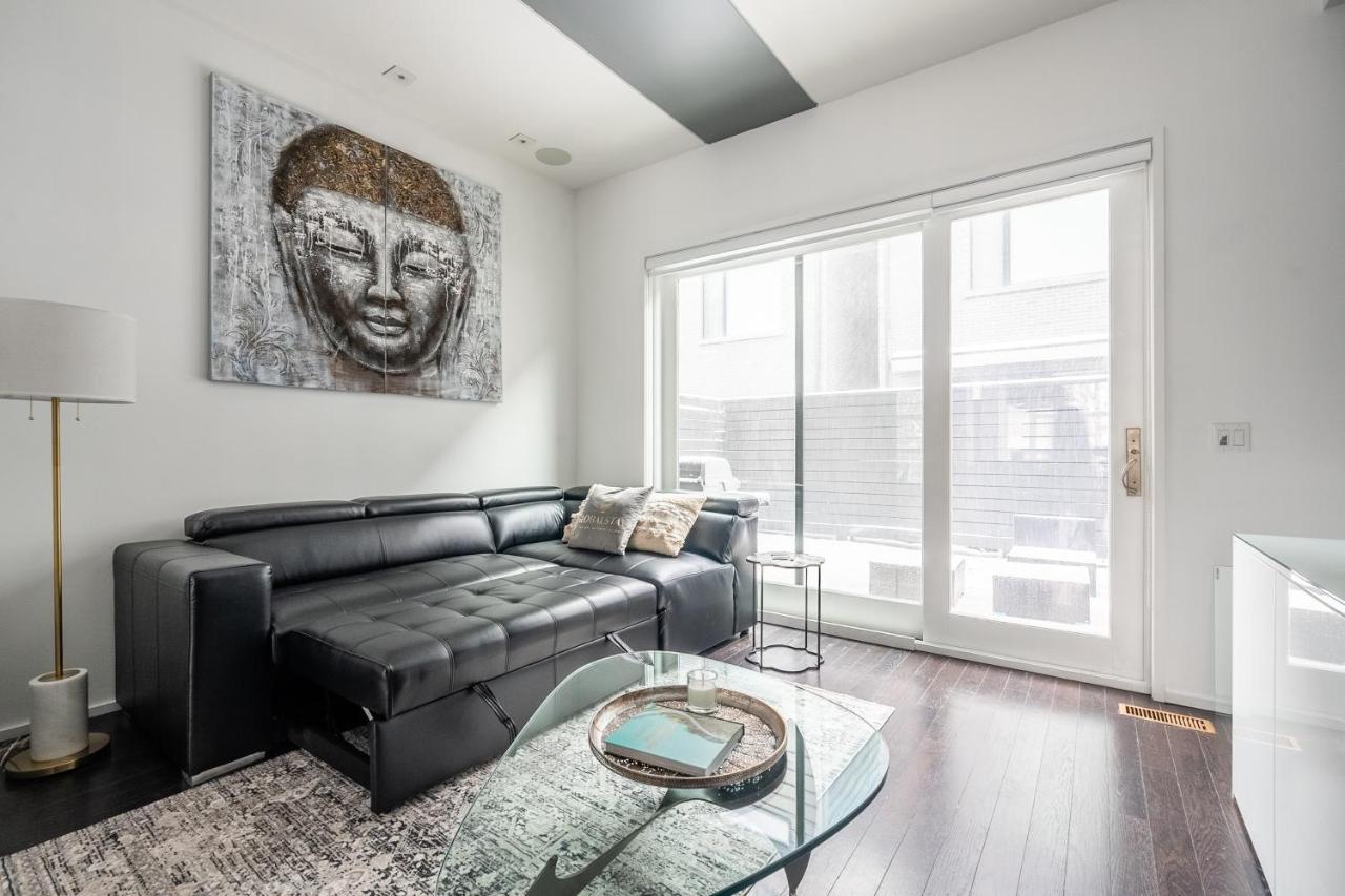 Globalstay Exclusive 4 Bedroom Townhouse In Downtown Toronto With Parking Bagian luar foto