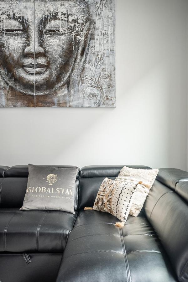 Globalstay Exclusive 4 Bedroom Townhouse In Downtown Toronto With Parking Bagian luar foto