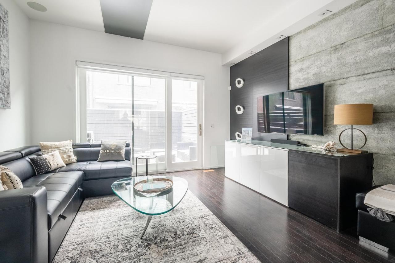 Globalstay Exclusive 4 Bedroom Townhouse In Downtown Toronto With Parking Bagian luar foto